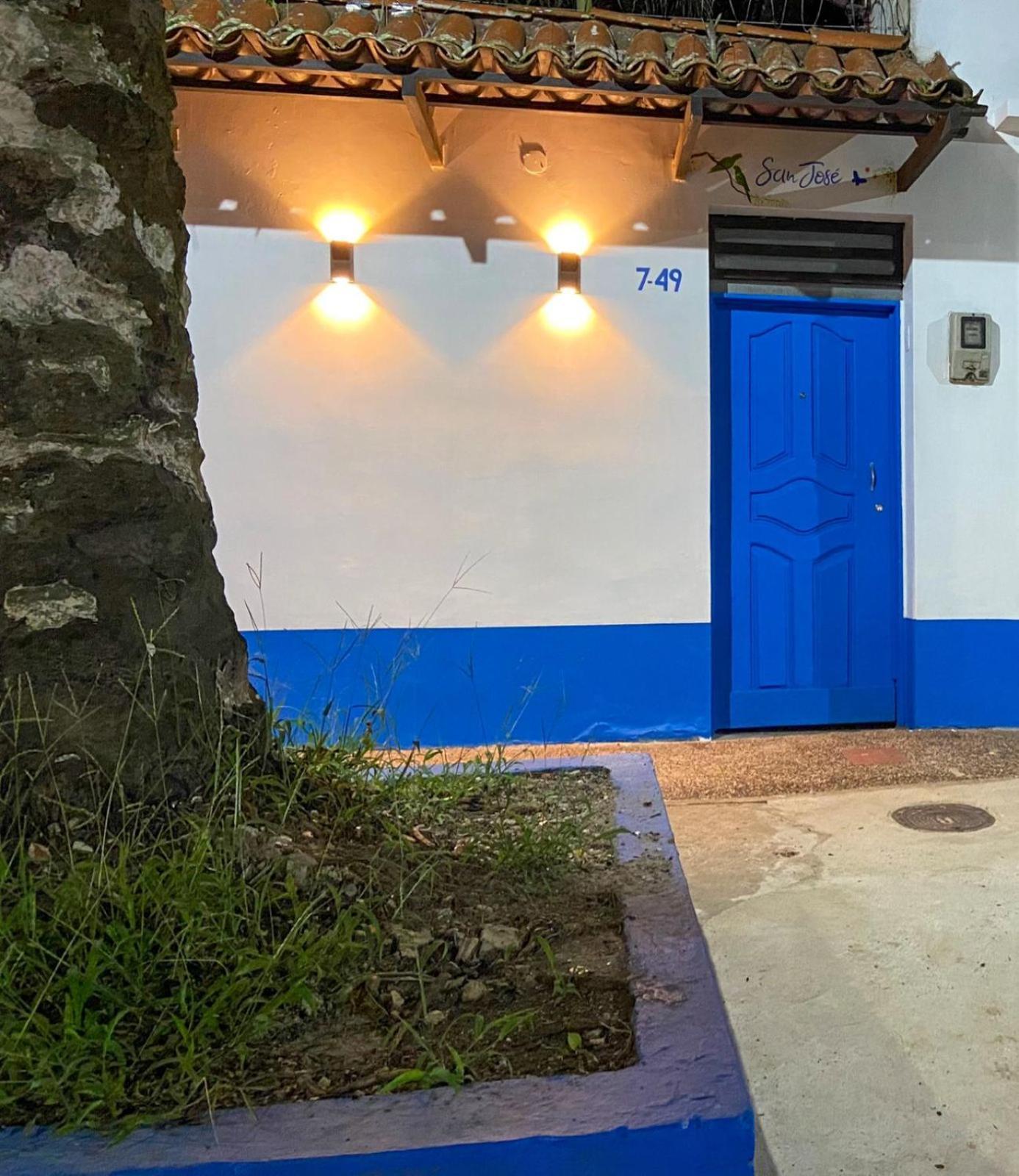 San Jose House Hotel Leticia Exterior photo